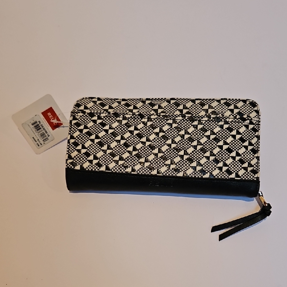 Relic Black and White Geometric Wallet Sleek Design NWT
